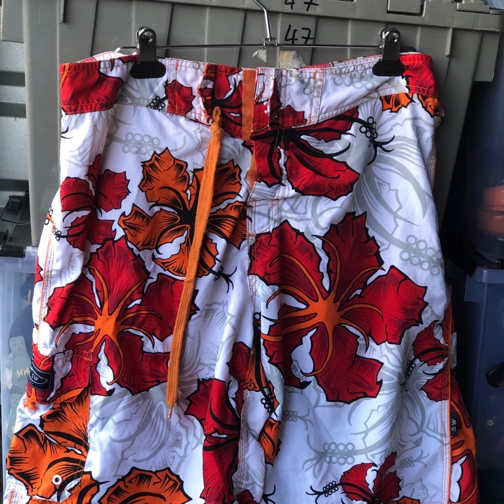 Hawaii Men’s Floral Swim Trunk Short Size 36